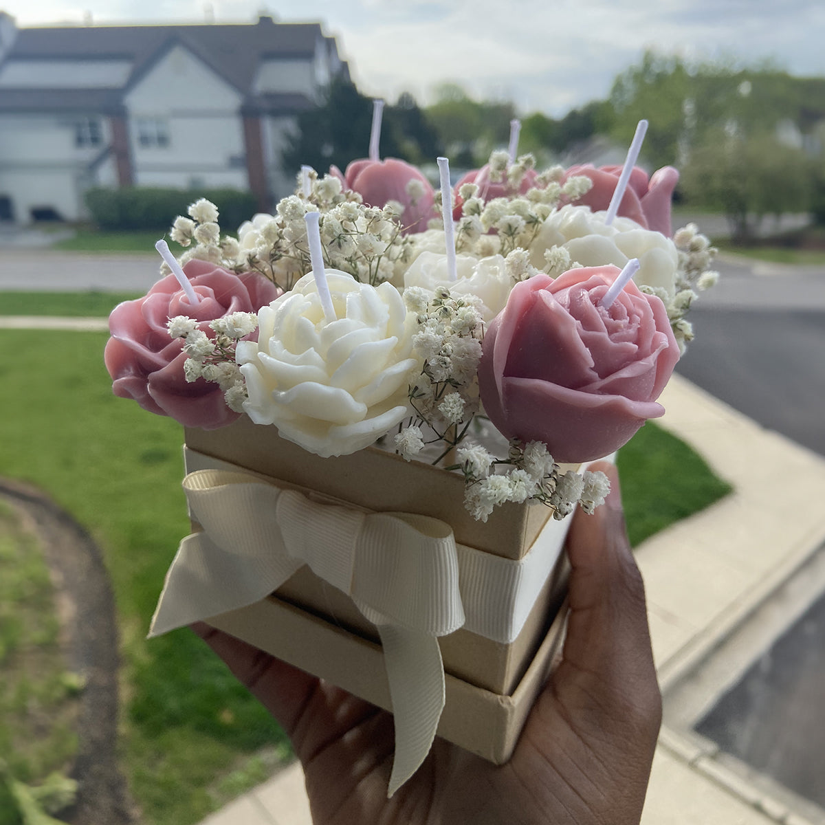 Floral Candle Bouquet (Pink or Blue)